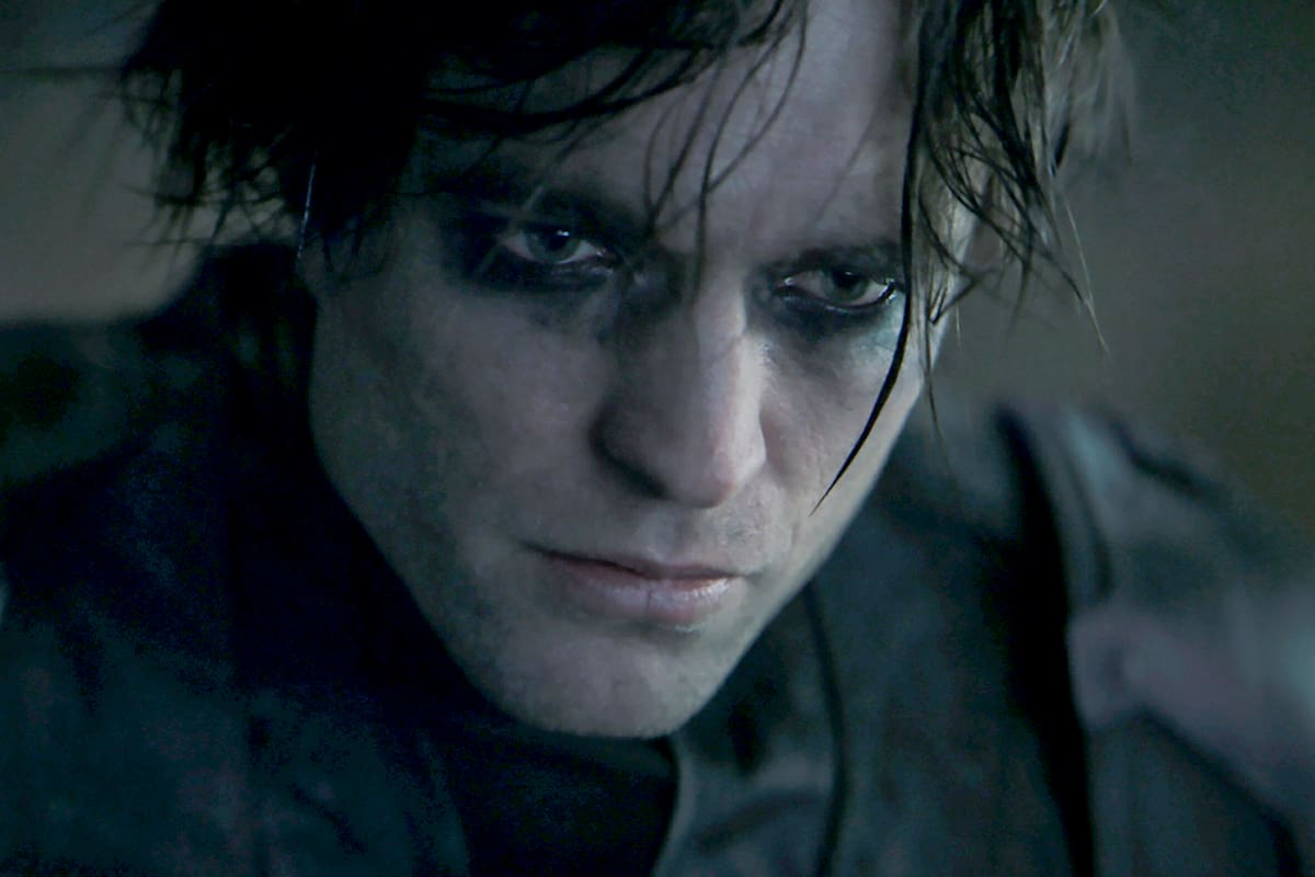 Robert Pattinson interpreta al Caballero Oscuro en The Batman, la película de Matt Reeves que se estrenará en 2022
