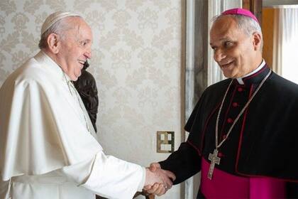 Robert Prevost con el papa Francisco
