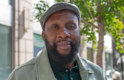 Robert Servio Panton, de 59 años, llegó a Estados Unidos a los 4 años desde Kingston, Jamaica, como residente permanente legal