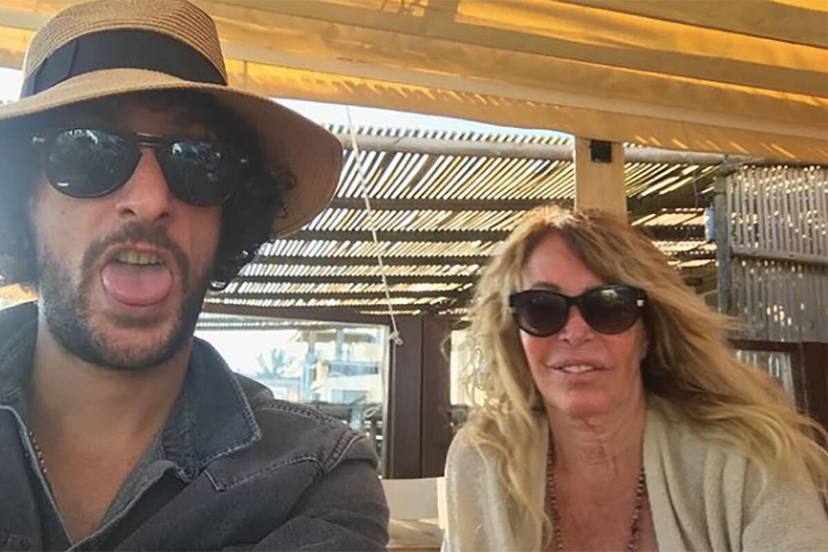 Robertino Tarantini habló de la salud de su mamá, Pata Villanueva, y reveló: “Con mi papá no tengo buena relación”