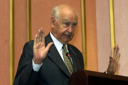 roberto alemann