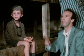 Cómo está hoy el niño de la película La vida es bella, 27 años después