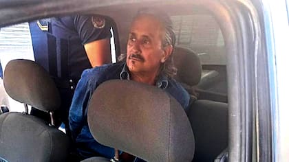 Roberto Carmona cumple este año 35 detenido.