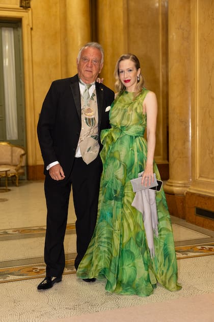 Roberto Devorik con su gran amiga Pilar Casares.