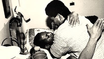 Roberto Durán y la despedida a un amigo: Esteban De Jesús