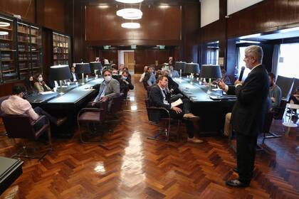 Roberto Feletti, secretario de Comercio Interior, en reunión con empresarios