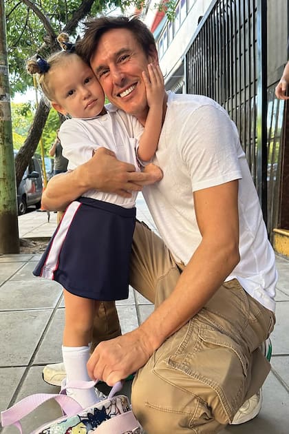 Roberto García Moritán, orgulloso de su hija menor.