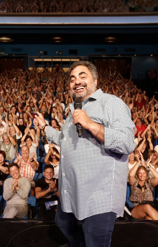 Roberto Moldavsky convirtió su manera de hacer humor en un fenómeno de público