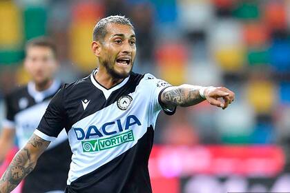 Roberto Pereyra, en Udinese: se convirtió en un volante que juega, corre, va y vuelve...