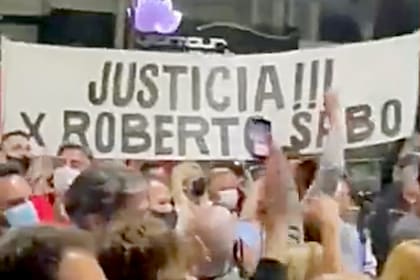 Roberto Sabo tenía 48 años y fue asesinado luego de que intentaran robarle en el kiosco que atendía