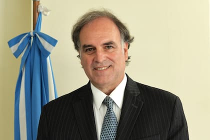 Roberto Silva, presidente de la Comisión Nacional de Valores (CNV)