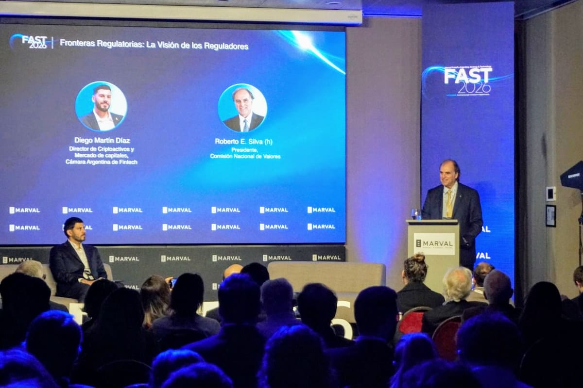 Roberto Silva, titular de la Comisión Nacional de Valores, en su intervención en Marval FAST 2026