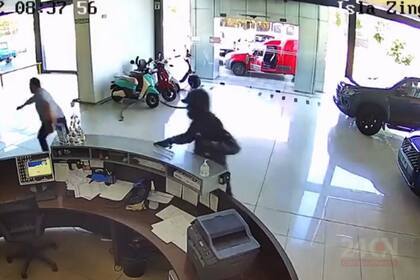 Robo a una concesionaria en La Plata