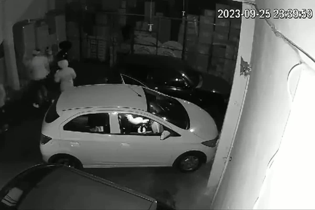 Robo de un auto en Ciudadela