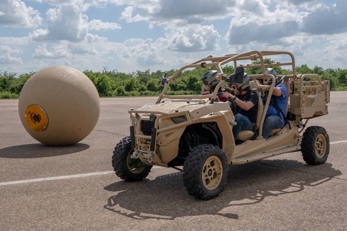 RoboBall fue inventado hace más de 20 años, pero apenas hace tres años fue construido gracias a los estudiantes de una universidad en Texas (Facebook/Texas A&M Engineering)