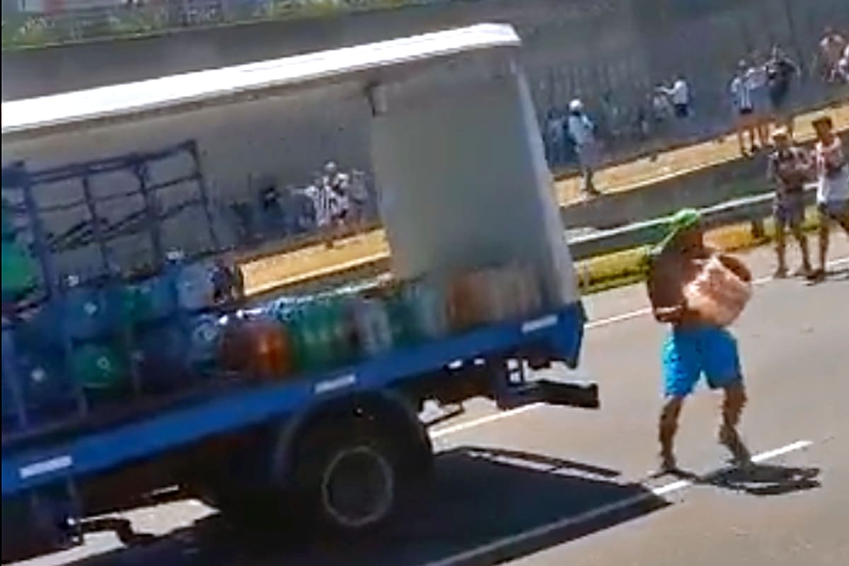 Robos a vehículos sobre la Gral. Paz