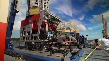 Robots de seis toneladas pasarán hasta 20 días cartografiando y catalogando el lugar del naufragio