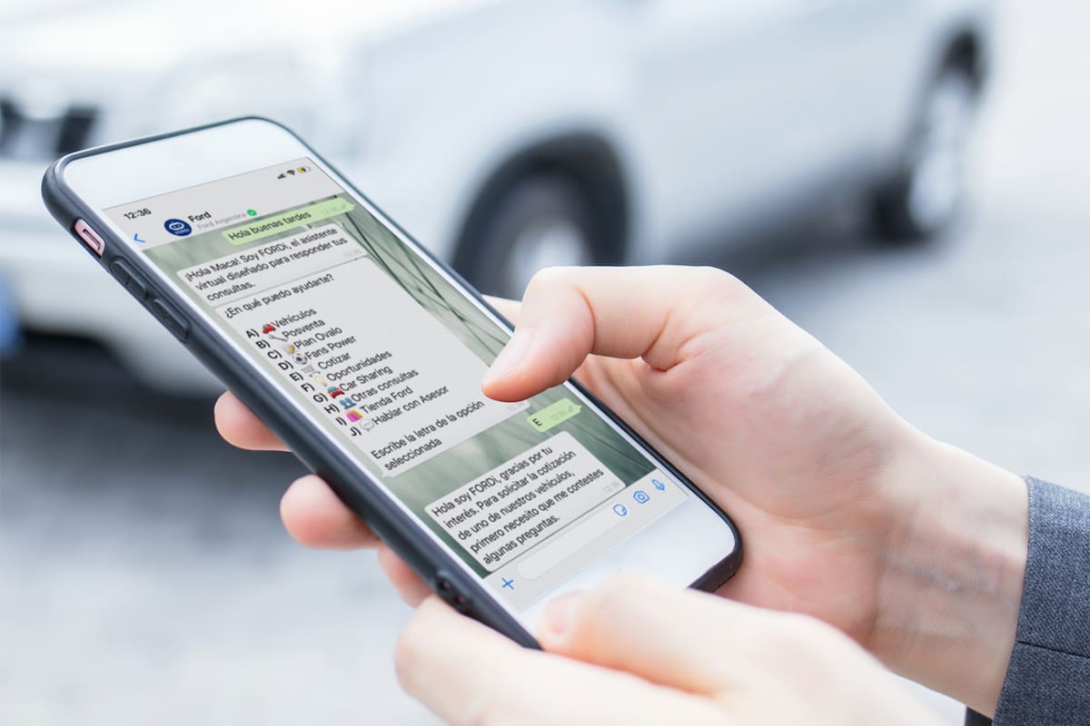 Robots. Ford, Toyota, Nissan y otras automotrices utilizan los chatbots para comunicarse con sus clientes y empleados con más eficiencia