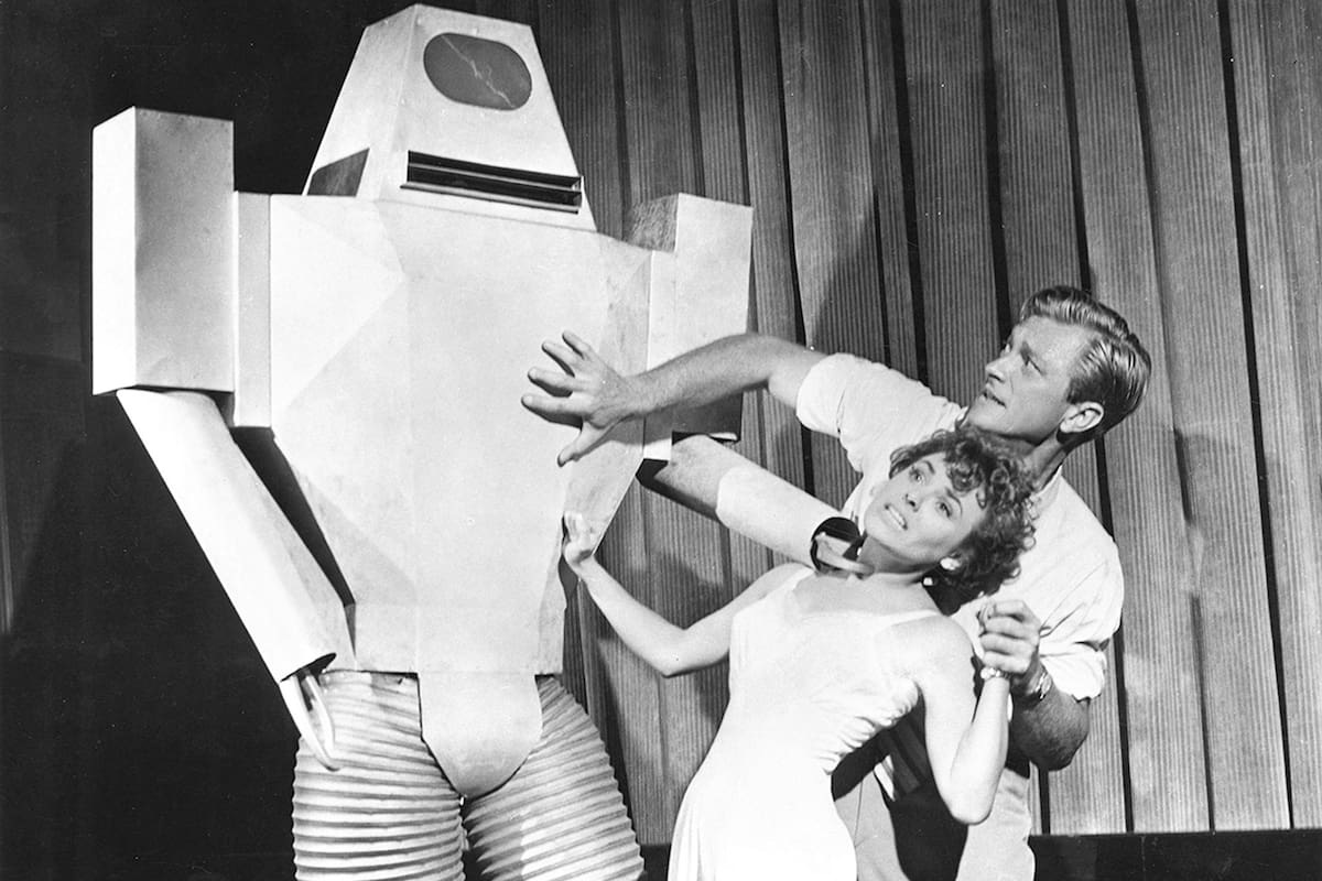 Robots y protagonistas humanos de Invasión del mundo, un clásico de 1954 en su versión original y en la mirada de Nothern
joe nothern