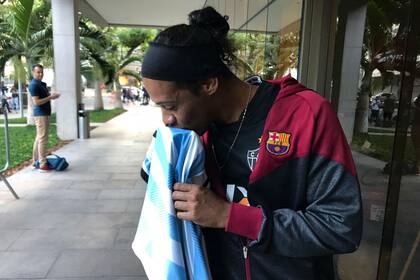 Robson, el falso Ronaldinho que explotó su carrera tras conocer a Messi