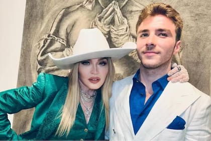 Rocco Ritchie junto a su madre, Madonna