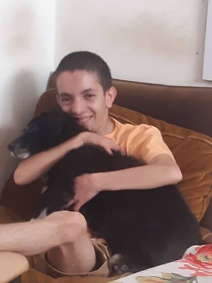Rocco y el hijo de Cecilia son compañeros inseparables.