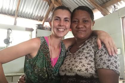 Rocío y Kalenga.