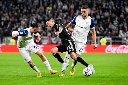 Rodaje para el héroe del Maracaná: Di María ayer jugó la última hora en la goleada 3-0 de su equipo, Juventus, ante Lazio; hoy se sumará al plantel argentino en Abu Dhabi, para el amistosos del miércoles con los Emiratos