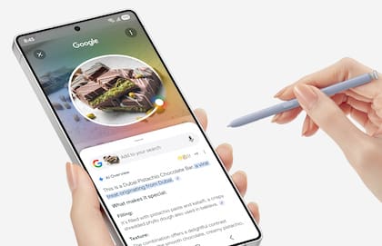 Rodear para buscar (presente en los tres tamaños de Galaxy S25) ahora aporta más información sobre el elemento seleccionado