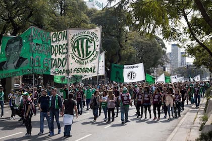 La Asociación de Trabajadores del Estado (ATE) se movilizará a las 13 a la sede de la Jefatura de Gabinete, ubicada entre Belgrano y Diagonal Julio A. Roca