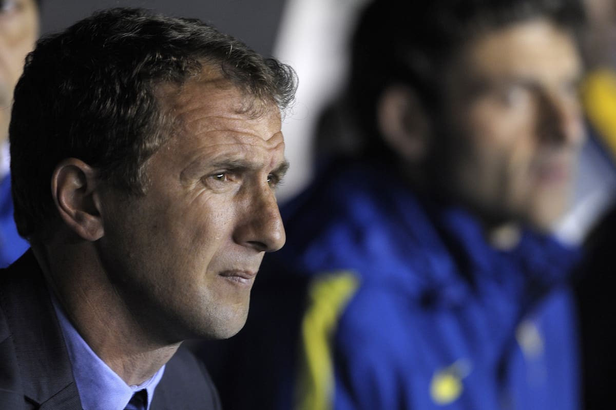 Rodolfo Arruabarrena fue campeón de la liga y de la Copa Argentina en 2015, cuando dirigía a Boca Juniors.