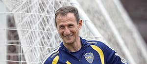 Al alumno de Bianchi no lo intimidan las estrellas ni la estatua del presidente: Boca disfruta del mejor Arruabarrena