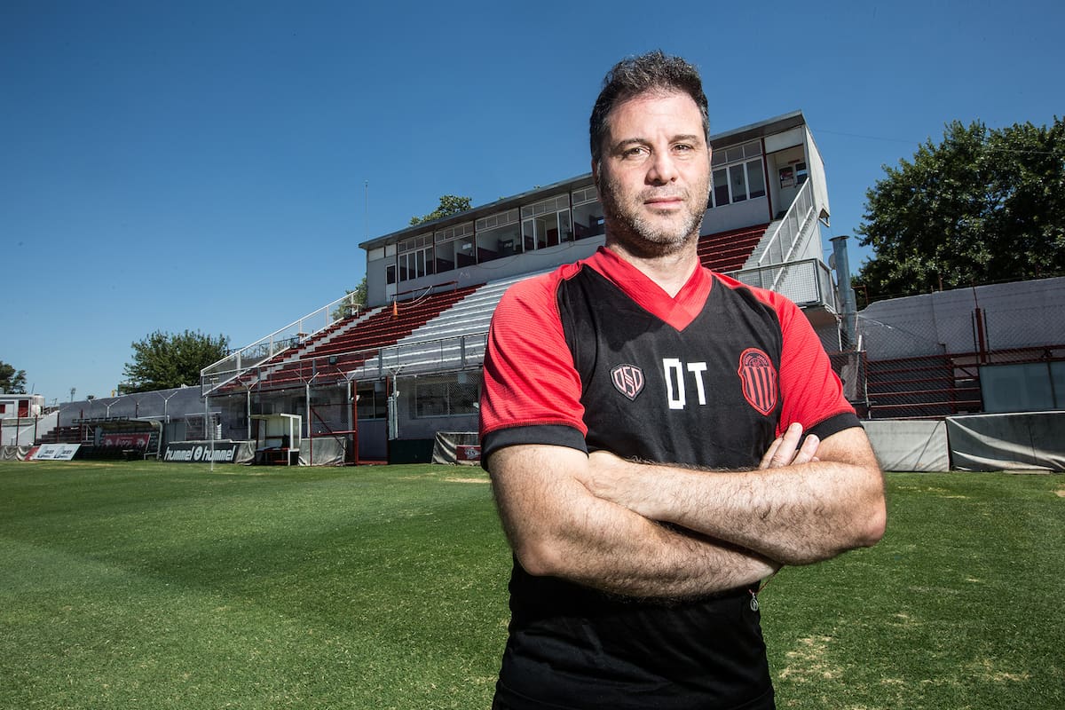 Rodolfo De Paoli, DT de Barracas Central: Me siento mucho más valorado por los técnicos que por los periodistas"