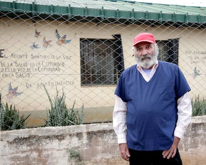 Rodolfo Franco es el único médico clínico de la localidad