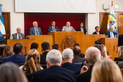 Rodolfo Suarez anunció el proyecto durante la apertura del año judicial en los tribunales mendocinos