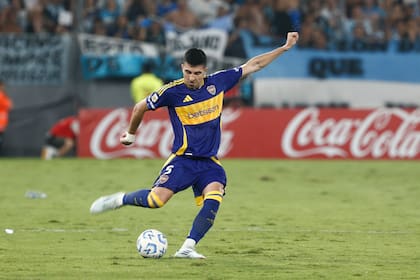 Rodrigo Battaglia podría jugar de 5 ante Defensa y Justicia: lo acompañaría Milton Delgado