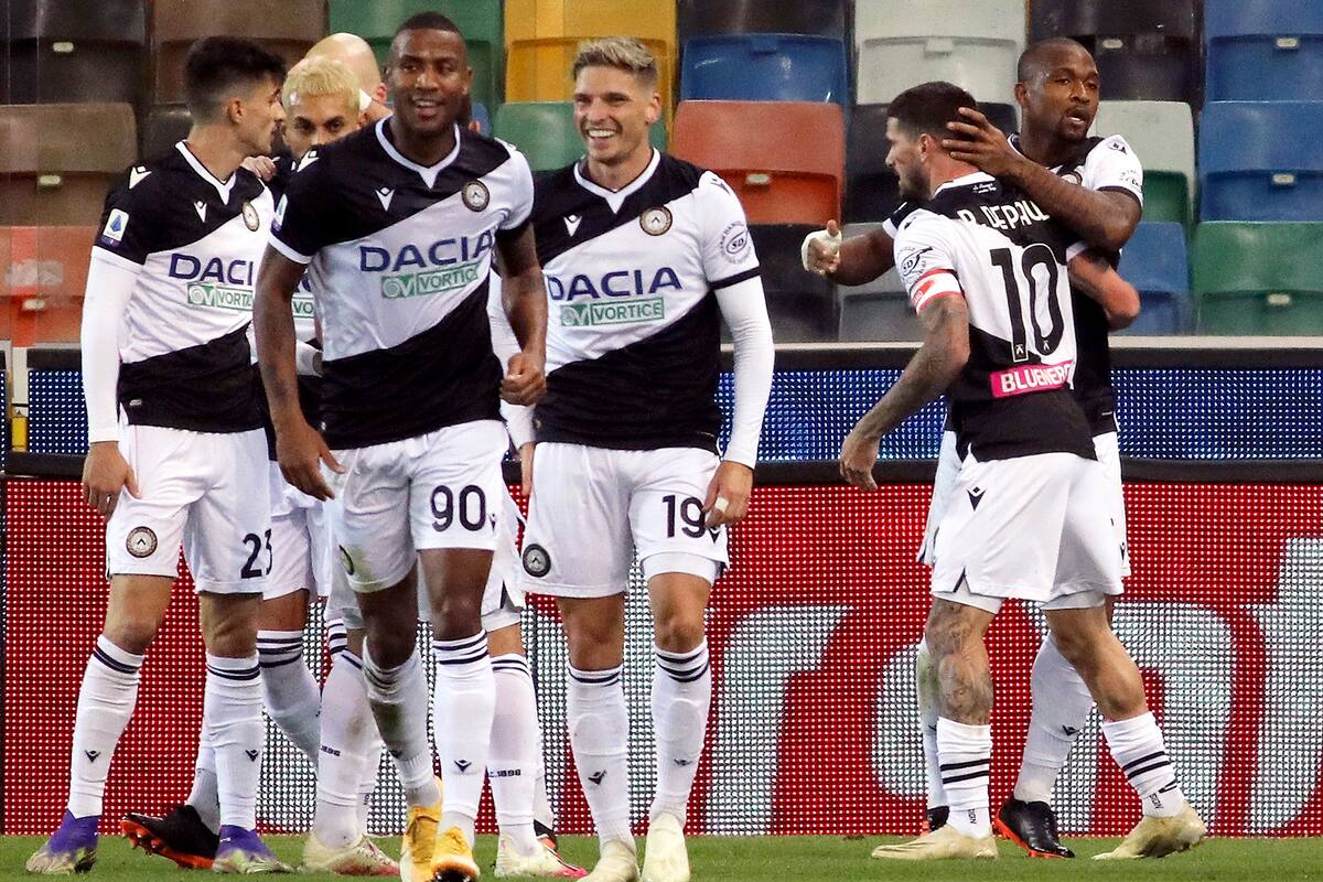 Rodrigo de Paul festeja su gol frente al Genoa.