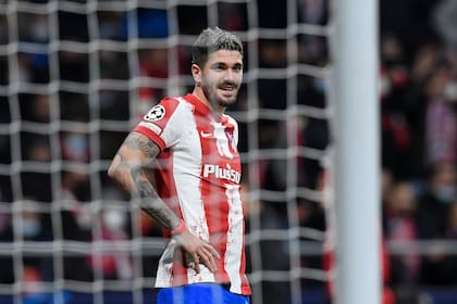 Rodrigo De Paul quiere tener mayor continuidad en Atlético de Madrid, pero escucha las ofertas que le acercan