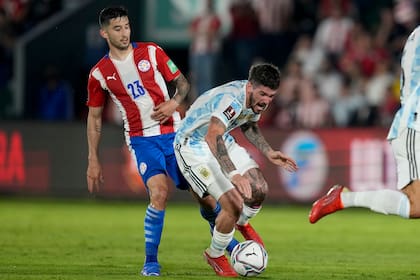Rodrigo de Paul tiene una amarilla y si lo vuelven a amonestar no podrá jugar contra Colombia