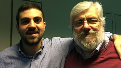 Rodrigo Del Rosso tiene 29 años, trabaja en el Banco Nación y es profesor universitario. Considera que actuario es la profesión del siglo XXI por la visión integral que tienen de los negocios