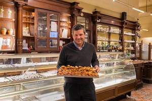 Rodrigo Gayá está al frente de Confitería Las Delicias.