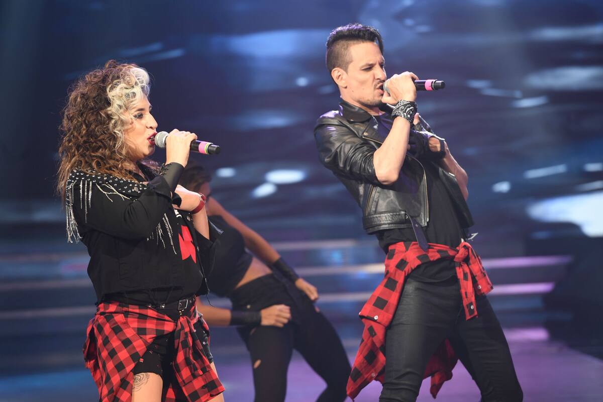 Rodrigo Tapari y Rocío Quiroz brillaron con su versión de "Jijiji"