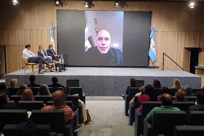 Rodríguez Larreta participó de la reunión de la Fundación Pensar en Corrientes