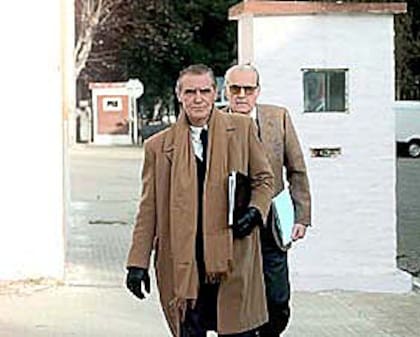 El abogado Alberto Rodríguez Varela, junto con su colega Carlos Alberto Tavares, ambos defensores de Videla en el Juicio a las Juntas