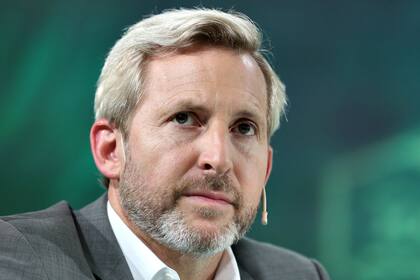 Rogelio Frigerio cuestionó la decisión del Gobierno de derogar el decreto migratorio de Mauricio Macri