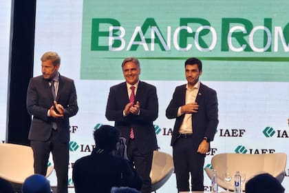 Rogelio Frigerio, Martín Llaryora
y Nacho Torres en el Congreso de IAEF