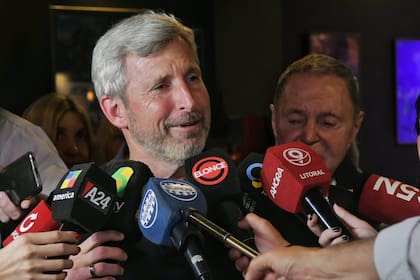Rogelio Frigerio también anunció una revisión de los gastos de la provincia