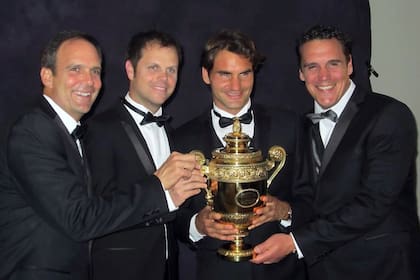 Annacone, parte del equipo de Federer cuando el suizo ganó Wimbledon 2012
