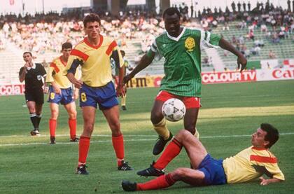 Milla marcó los dos goles en el éxito sobre Rumania (2-1) en 1990.
