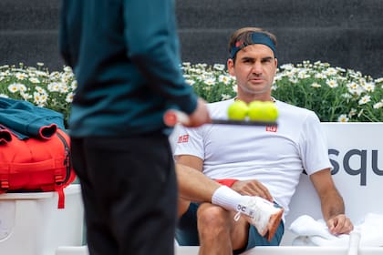 Roger Federer, durante un entrenamiento, antes de regresar al tour y debutar en el ATP 250 de Ginebra, donde nunca jugó y en una ciudad en la que vivió dos años intensos durante su adolescencia.
